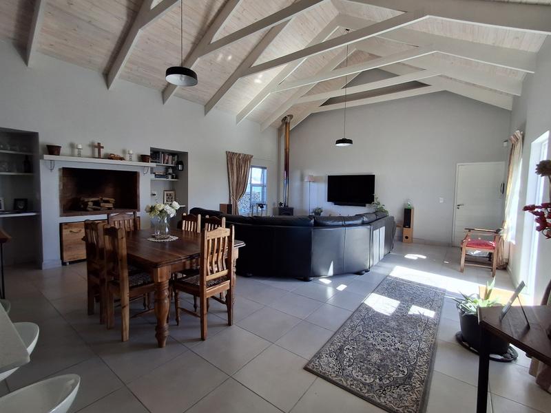 3 Bedroom Property for Sale in Britannia Bay Western Cape